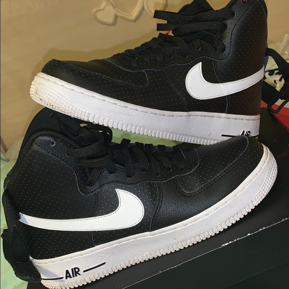 Nike forces